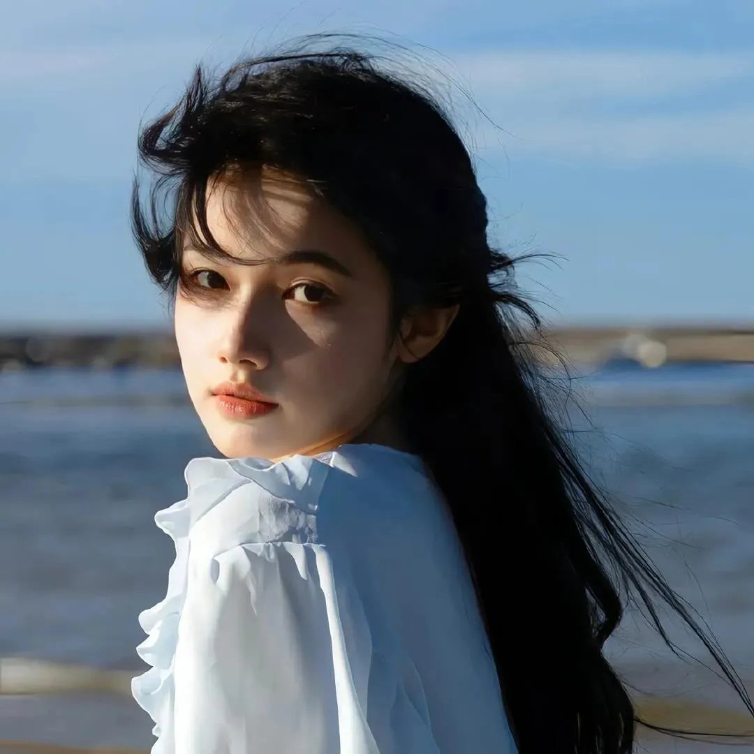 相拥于烟火尽头